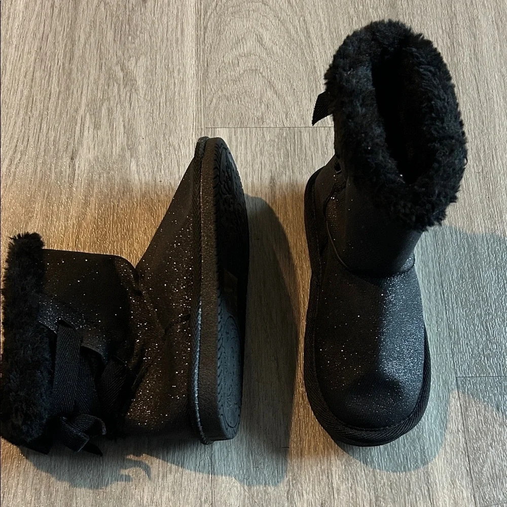 KRABOR Kids Black Glitter Boots